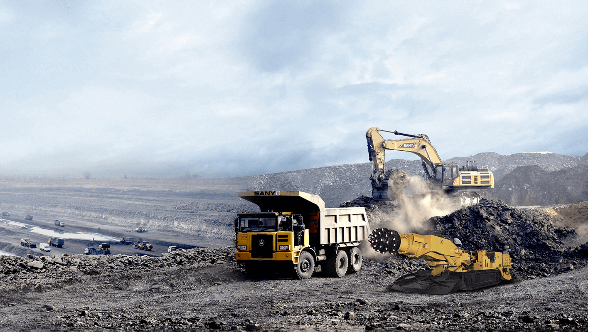 Mining Dump Trucks